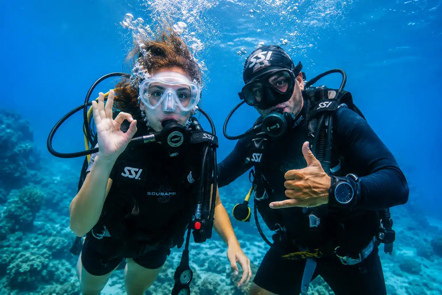 Baptême de plongée à Bohol avec un instructeur SSI francophone